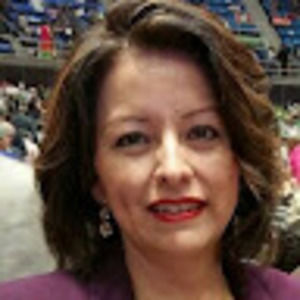 Meet your Posher, Leticia